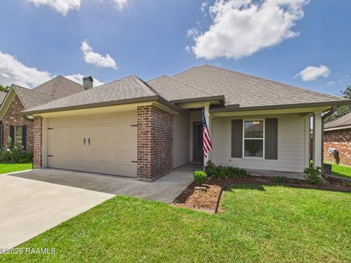 110 Scarlet Oak Dr, Carencro, LA, 70520-5777 | Card Image