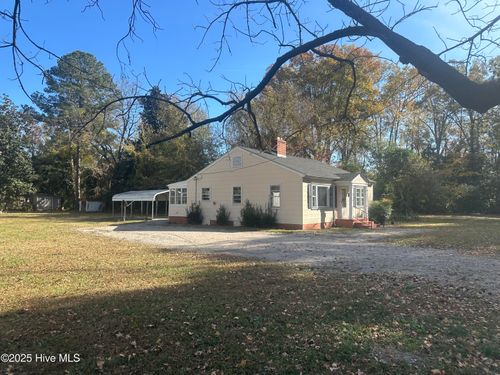412 Lanoca Ave, Laurinburg, NC, 28352-3519 | Card Image