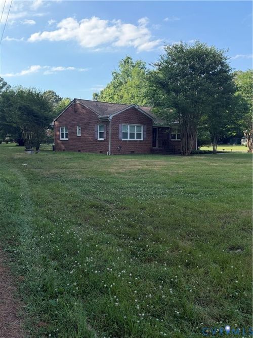7426 Boydton Plank Rd, North Dinwiddie, VA, 23803-6700 | Card Image