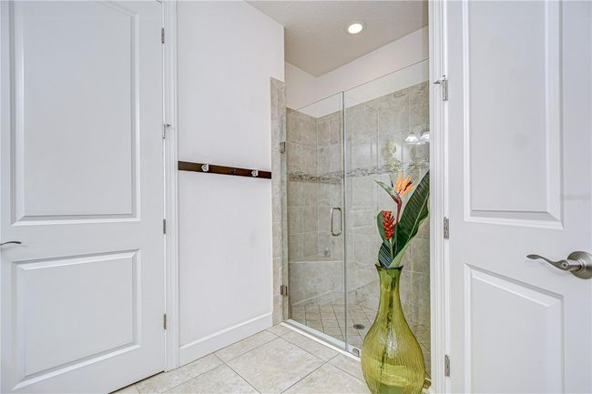 8433 Alberata Vista Dr, House other with 2 bedrooms, 2 bathrooms and null parking in Tampa FL | Image 32