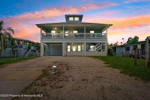 2730 N Comanche Pt, Crystal River, FL, 34429-9253 | Card Image