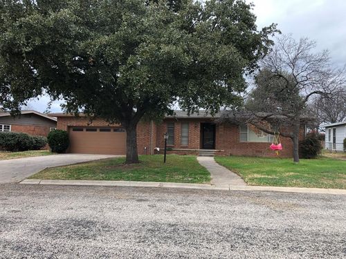 2213 Delker Dr, San Angelo, TX, 76904-5404 | Card Image