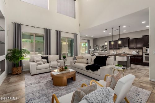 1630 W Blaylock Dr, Phoenix, AZ, 85085-6324 | Card Image