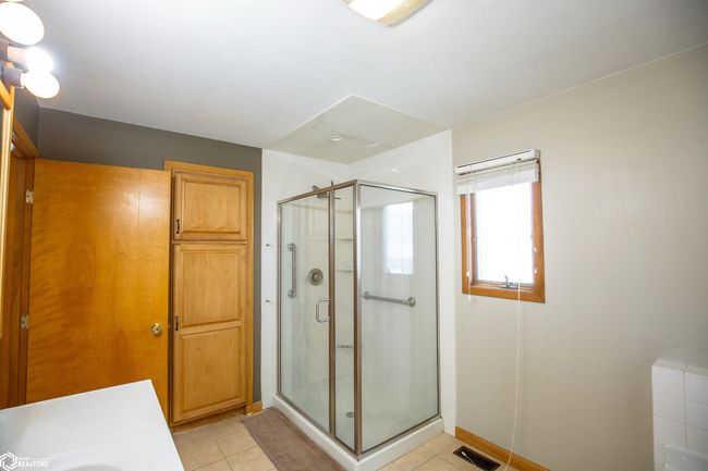 711 E Chubb St, House other with 3 bedrooms, 3 bathrooms and null parking in Algona IA | Image 19