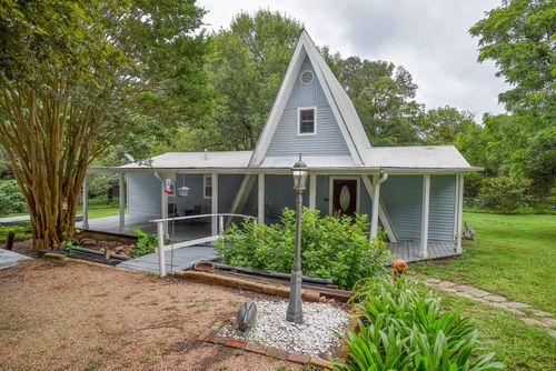 147 Deer Run Dr, Cedar Creek, TX, 78612-9793 | Card Image