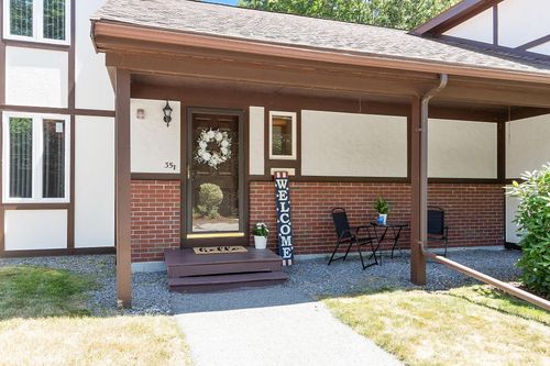 35 Chandler Dr, Atkinson, NH, 03811-2100 | Card Image