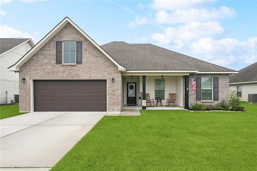 42180 Dothan Pl, Ponchatoula, LA, 70454 | Card Image