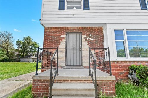 4707 Chatsworth St, Detroit, MI, 48224-3407 | Card Image