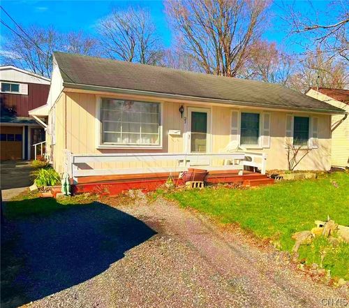 21 Tyler Circle, Manlius, NY, 13104 | Card Image