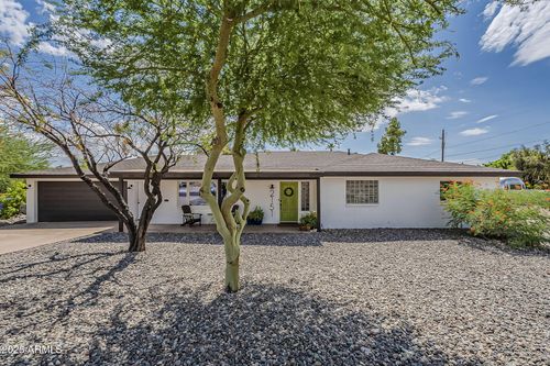 2151 E Aurelius Ave, Phoenix, AZ, 85020-5650 | Card Image