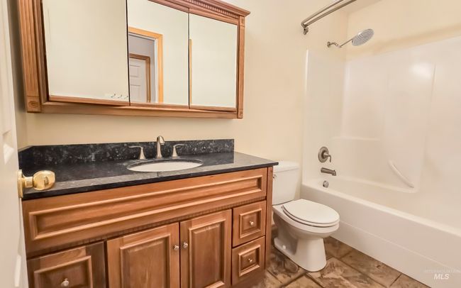 1005 Viola Ln, House other with 5 bedrooms, 3 bathrooms and null parking in Viola ID | Image 26