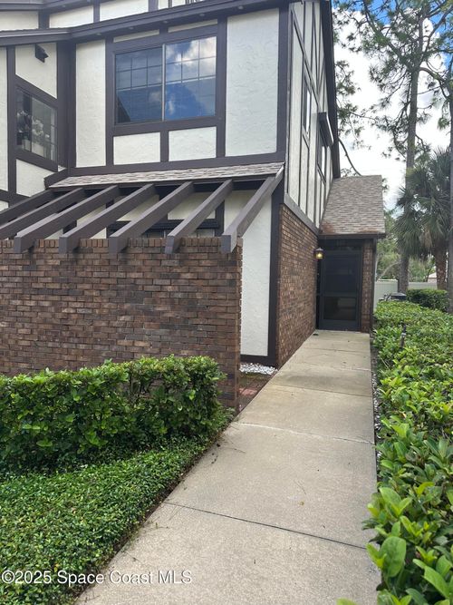36-a-605 Greenwood Manor Cir, MELBOURNE, FL, 32904-1902 | Card Image