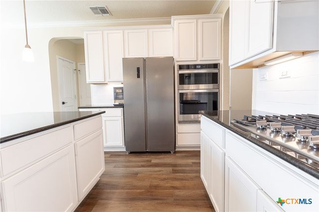 29906 Sestra, House other with 4 bedrooms, 3 bathrooms and null parking in Bulverde TX | Image 16