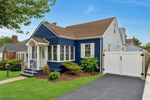 29 Sunset Ave, Belleville, NJ, 07109-2316 | Card Image