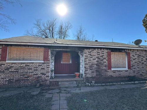 807 Gerald St, Wichita Falls, TX, 76301-1438 | Card Image