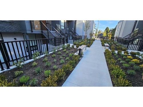 208-6085 Irmin St, Burnaby, BC, V5J0J7 | Card Image