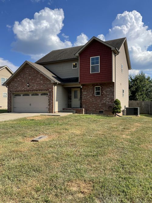 3456 Bradfield Dr, Clarksville, TN, 37042-8153 | Card Image