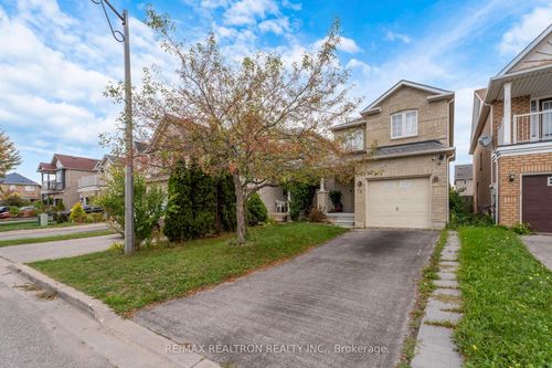 18 Beadle Dr, Ajax, ON, L1S7P1 | Card Image