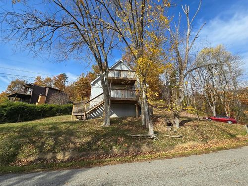 6307 Lakeview Dr, Catlettsburg, KY, 41129-9668 | Card Image