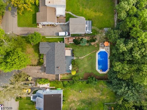 120 Greenwood Ave, Pequannock, NJ, 07440-1321 | Card Image