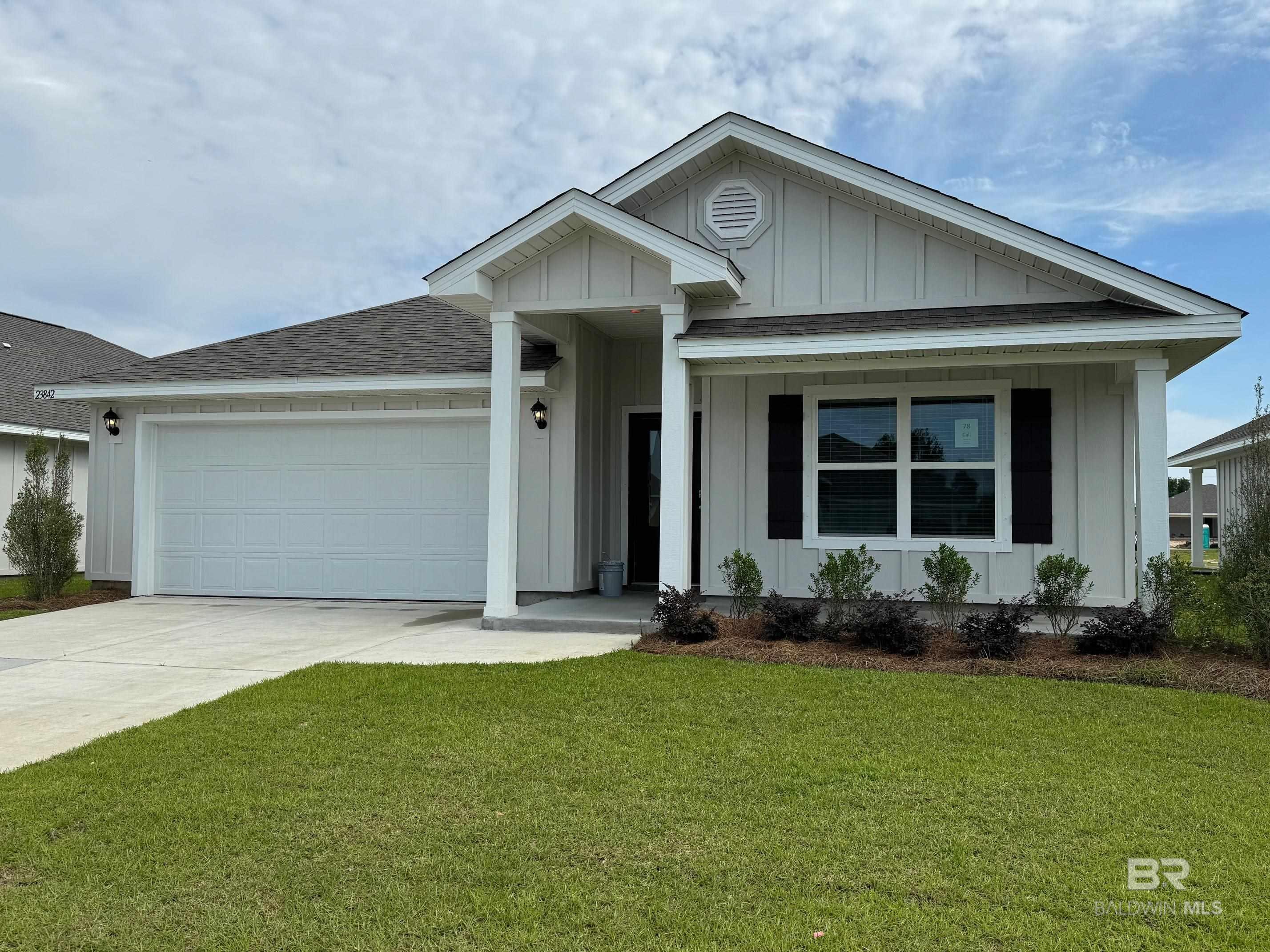 Veranda Cir, Elberta, AL 36530