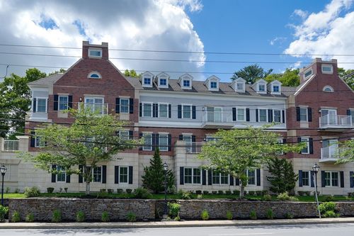 202-235 Cambridge St, Burlington, MA, 01803-2545 | Card Image
