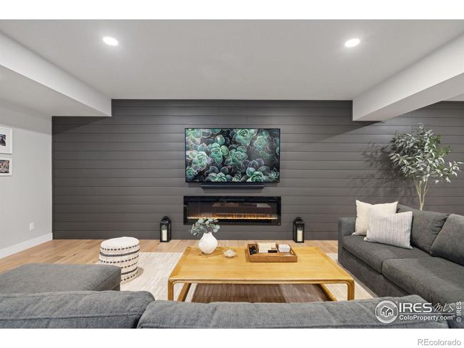 Create a Home Theatre Space | Image 25