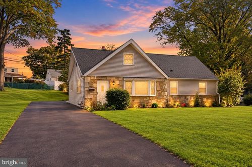 381 Hardman Ln, WARMINSTER, PA, 18974-5239 | Card Image