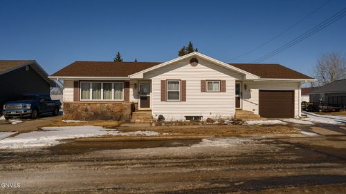 214 Avenue F E, Napoleon, ND, 58561-7437 | Card Image