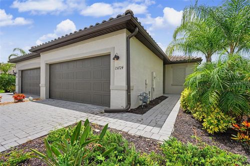 15724 Sunny Day Dr, BRADENTON, FL, 34211-1484 | Card Image