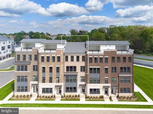 13708 Aviation Pl, HERNDON, VA, 20171-5480 | Card Image