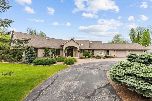 N4653 Thompson Road, ELLINGTON, WI, 54170 | Card Image