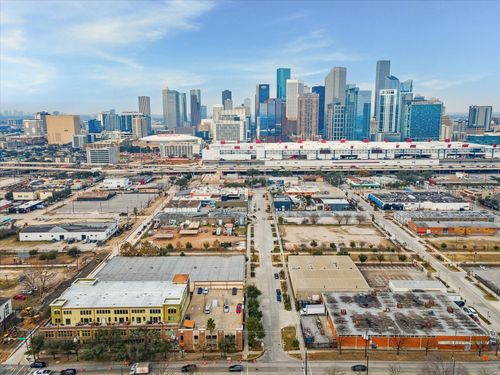 apt-207-2323 Polk St, Houston, TX, 77003-4407 | Card Image