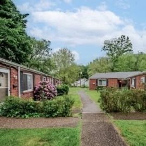 4-1 Pennridge Ct, Penn Hills, PA, 15235-3854 | Card Image