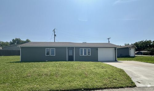113 Allen Hill Dr, Ogden, KS, 66517-4106 | Card Image