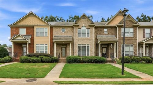 6199 Thorncrest Dr, Tucker, GA, 30084-8443 | Card Image