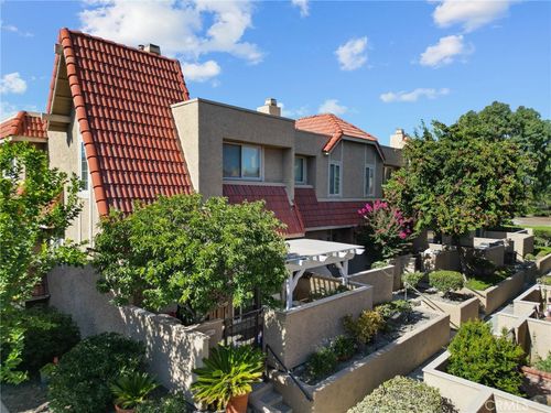 1-17910 River Cir, Canyon Country, CA, 91387 | Card Image