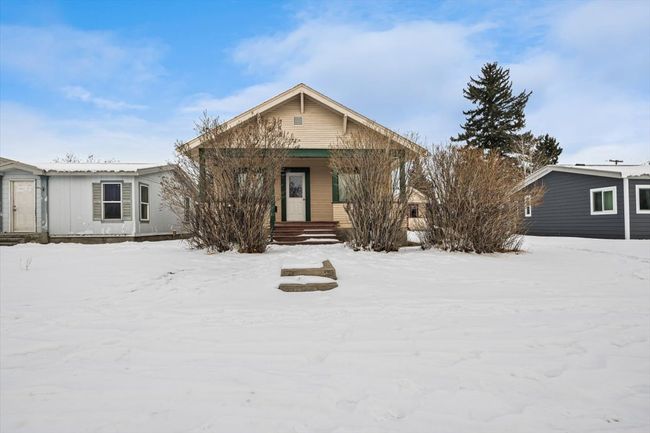 View of front of home | Image 21