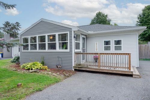 219 Camillus Dr, Camillus, NY, 13031-2108 | Card Image