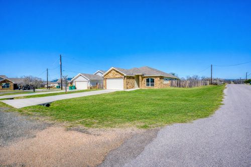 1516 Stonecrest Dr, Granite Shoals, TX, 78654-2259 | Card Image