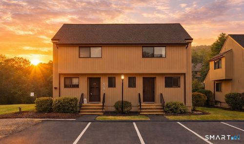 9-9 Avon Ct, Beacon Falls, CT, 06403-4923 | Card Image