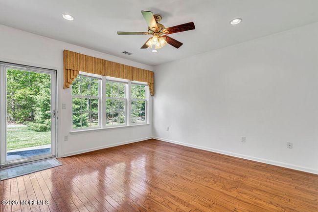 317 Southmoor Dr, Home with 2 bedrooms, 2 bathrooms and null parking in GALLOWAY NJ | Image 17