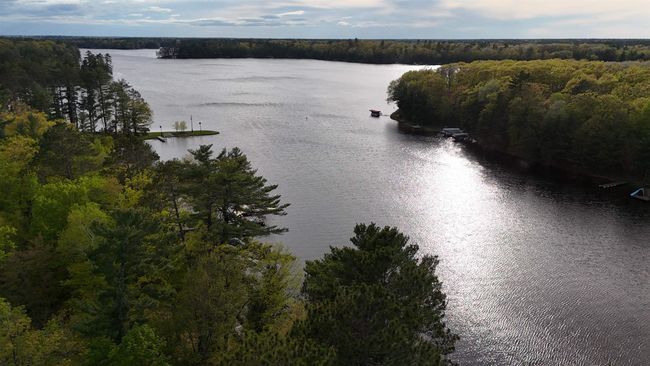 12711 Wind Point Rd, House other with 3 bedrooms, 2 bathrooms and null parking in MANITOWISH WATERS WI | Image 11