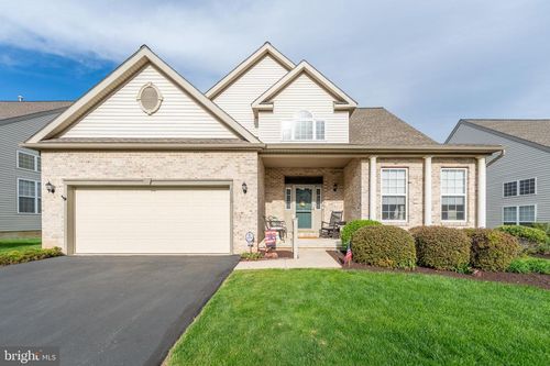 2927 Lifford Ln, Macungie, PA, 18062-8473 | Card Image