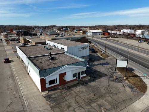 624 Lake Ave, Detroit Lakes, MN, 56501-3029 | Card Image