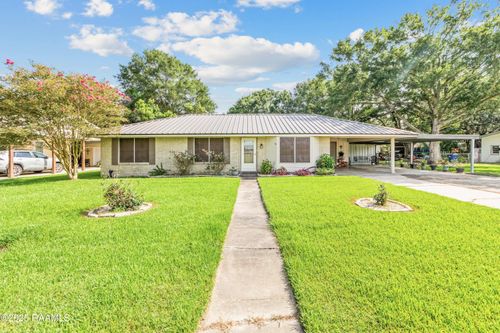 1402 9th St, Kaplan, LA, 70548-2006 | Card Image