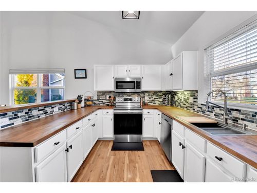 unit-73-15555 E 40th Ave, Denver, CO, 80239-5797 | Card Image