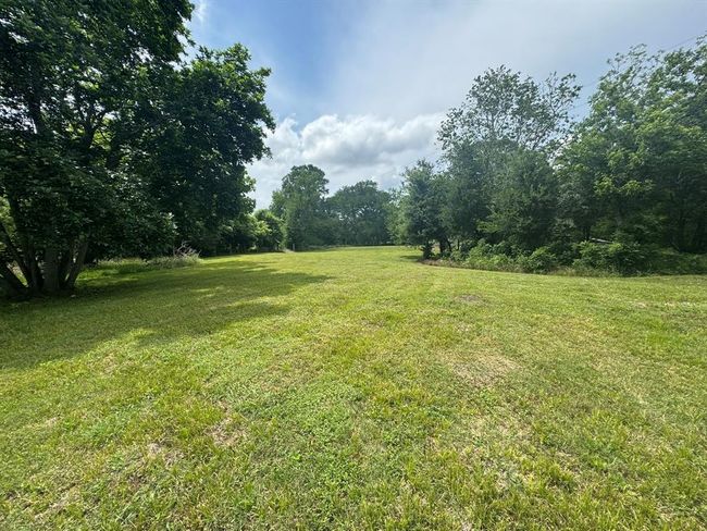 12215 Fm 442 Rd, House other with 2 bedrooms, 1 bathrooms and 1 parking in Boling TX | Image 15