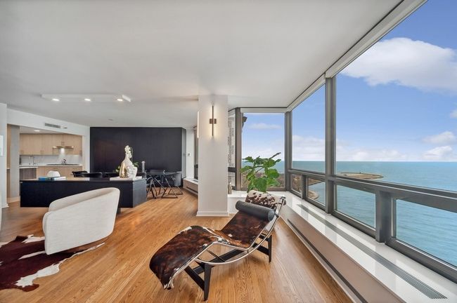 APT-19 - 1418 N Lake Shore Dr, Condo with 3 bedrooms, 4 bathrooms and 2 parking in CHICAGO IL | Image 12