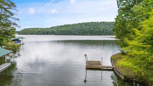 237 Windsor Ct, Spring City, TN, 37381-6056 | Card Image